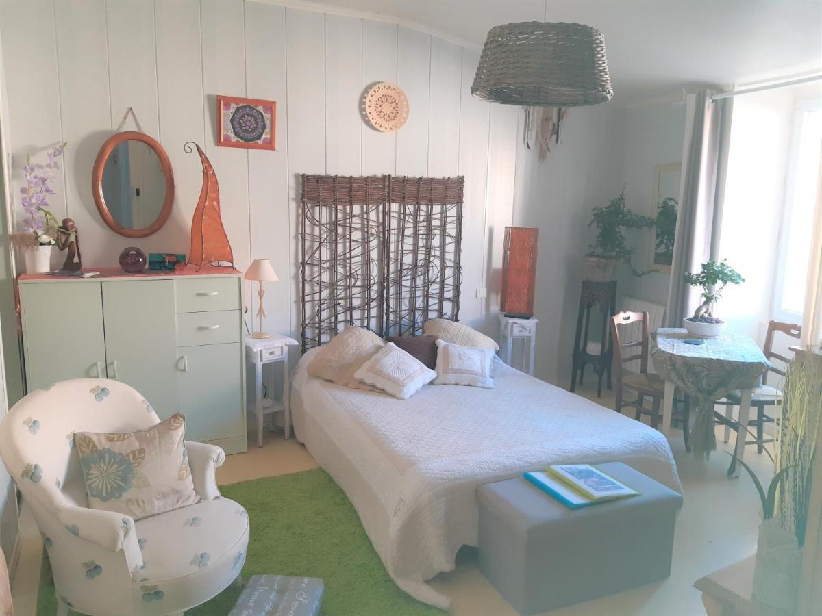 Terra-Crystal Apartman Rochefort  Kültér fotó