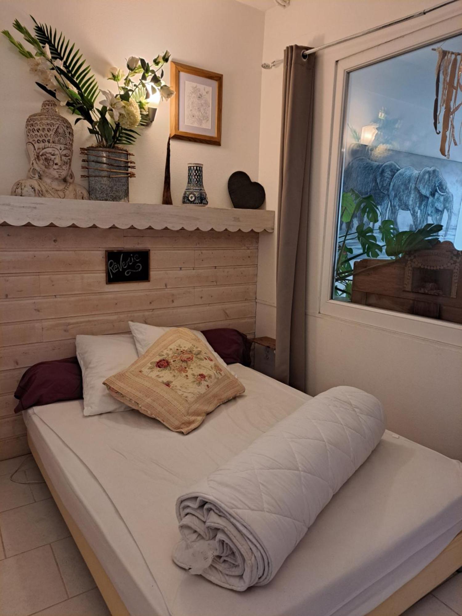 Terra-Crystal Apartman Rochefort  Kültér fotó