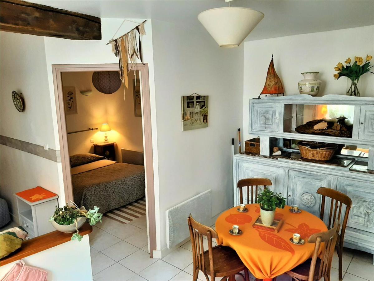 Terra-Crystal Apartman Rochefort  Kültér fotó